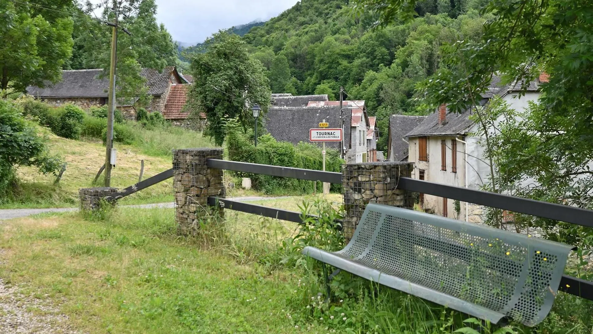 Villa Roulotte Appoline à Arrien-en-Bethmale France